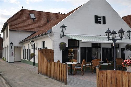 Hotel Restaurant Twee Верт Экстерьер фото